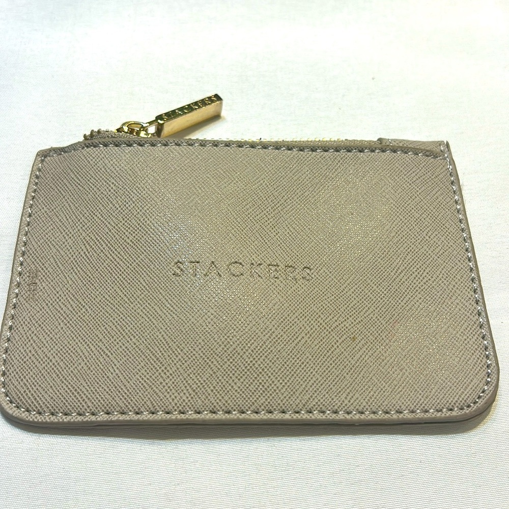 💥2/$10 
STACKERS tan small wallet zipper pouch